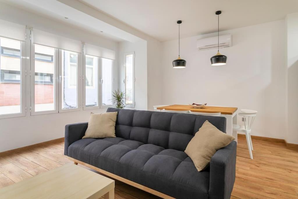 Cozy Apartment City Center Alicante Esterno foto